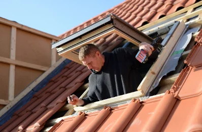 Pose de fenêtres de toit Velux à Guchan
